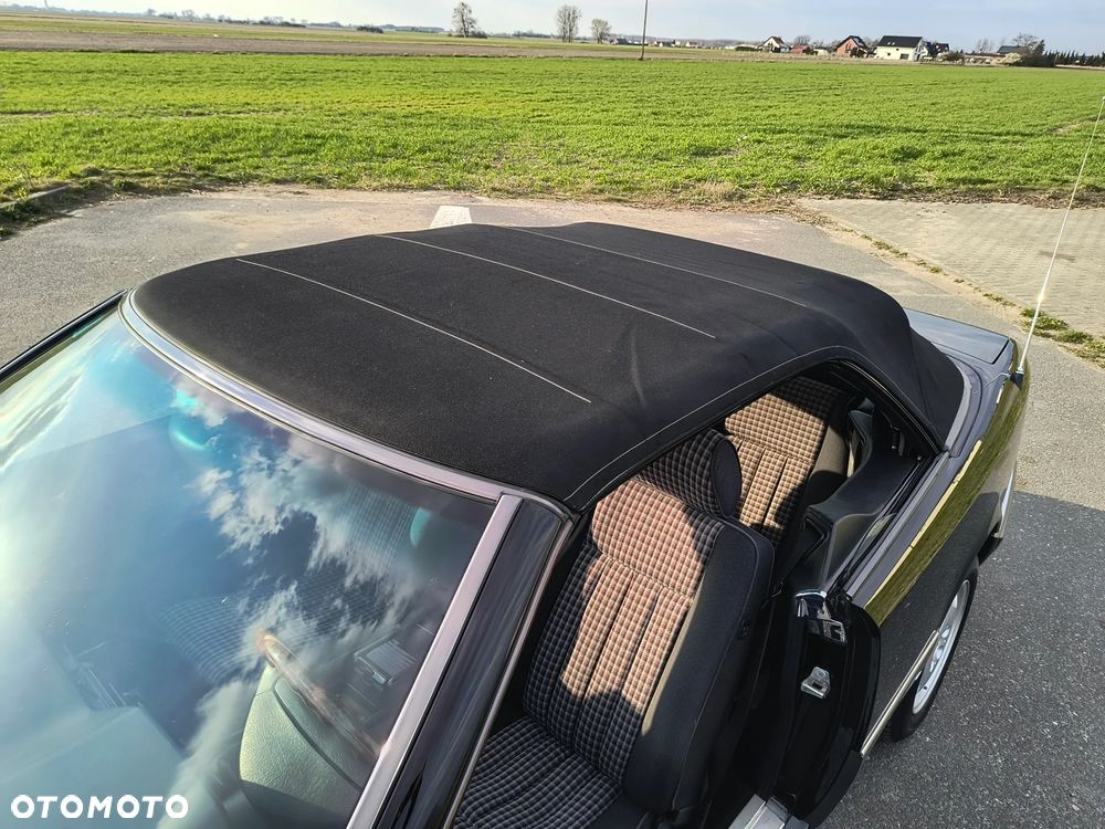 Mercedes-Benz W124 (1984-1993) - 14