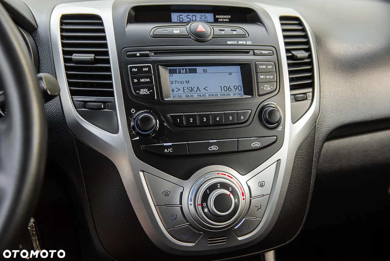 Hyundai ix20 1.4 BlueDrive Comfort - 19