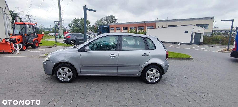 Volkswagen Polo 1.2 12V Trendline - 2