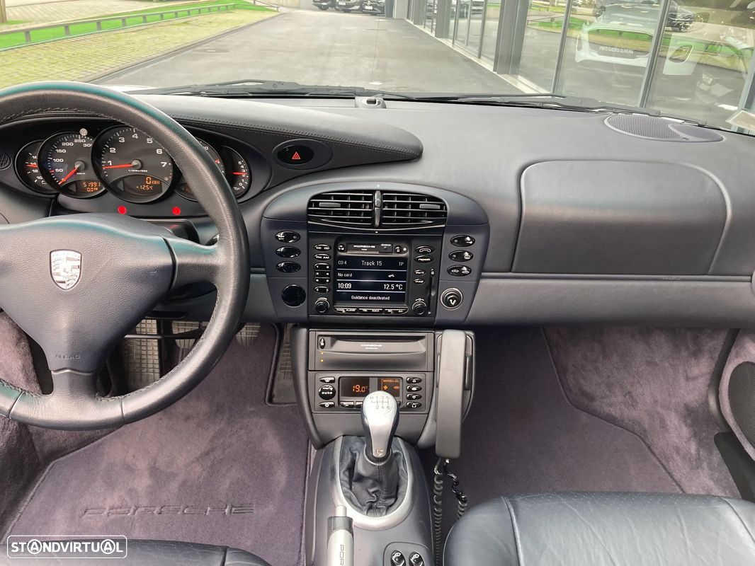 Porsche 911 (996) - 18