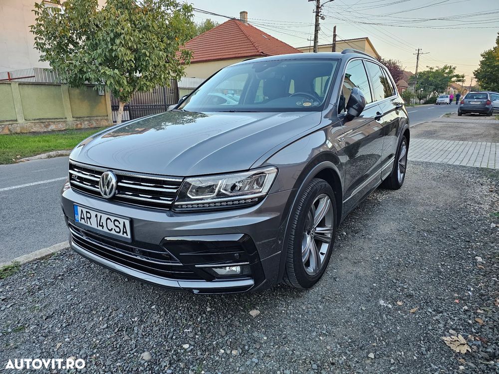 Volkswagen Tiguan - 2