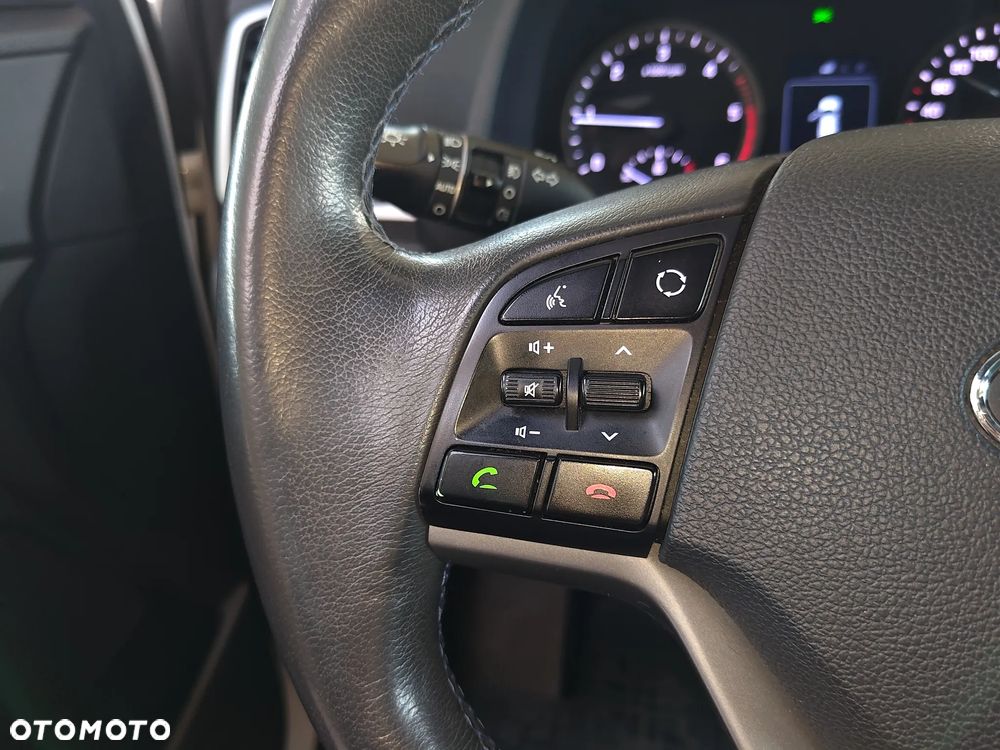 Hyundai Tucson 1.7 CRDI BlueDrive Comfort 2WD - 14
