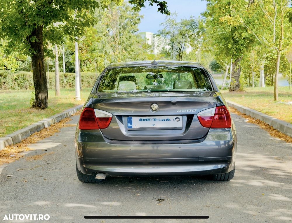 BMW 3 Series 2005 — imagine 6