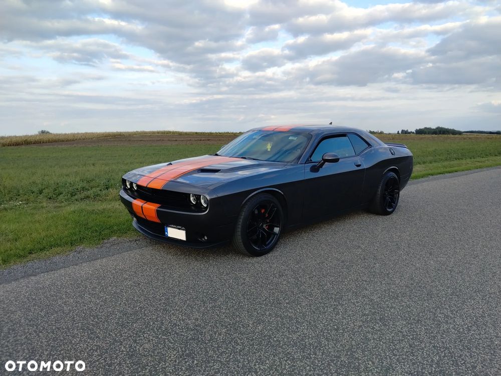 Dodge Challenger