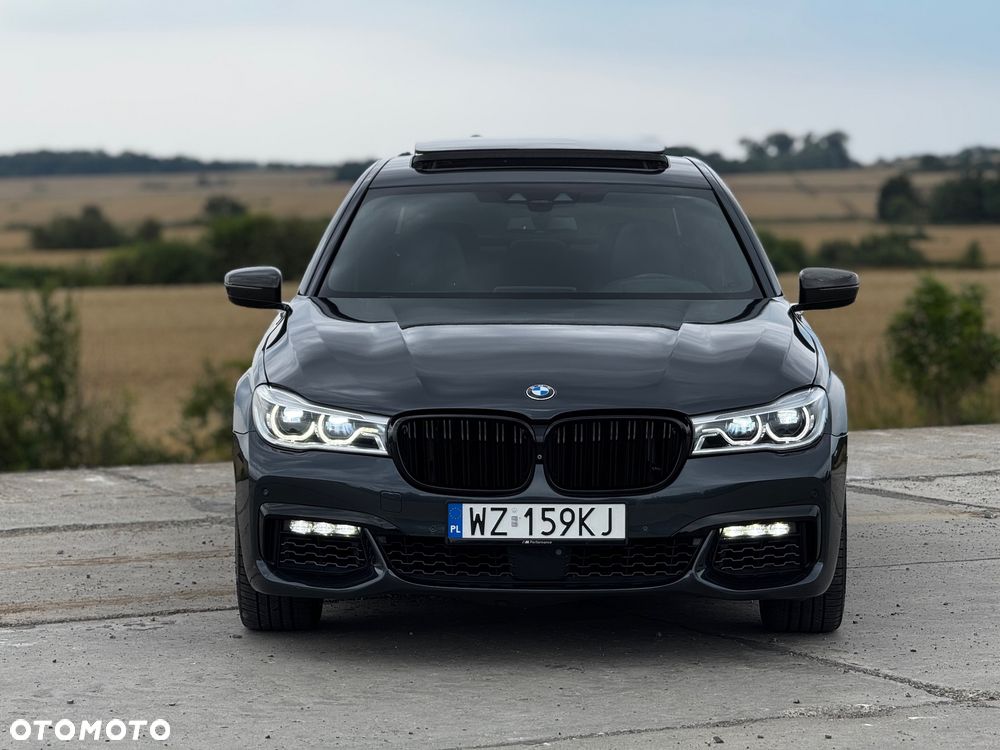 BMW Seria 7 750i - 2