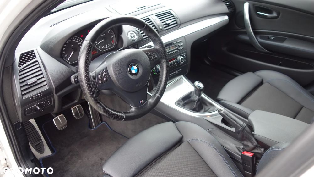 BMW Seria 1 116i Edition Sport - 12