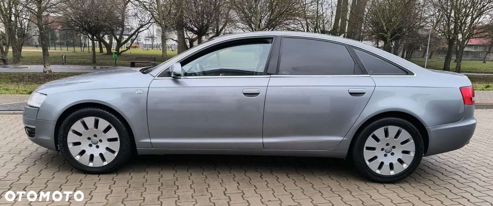 Audi A6 - 4