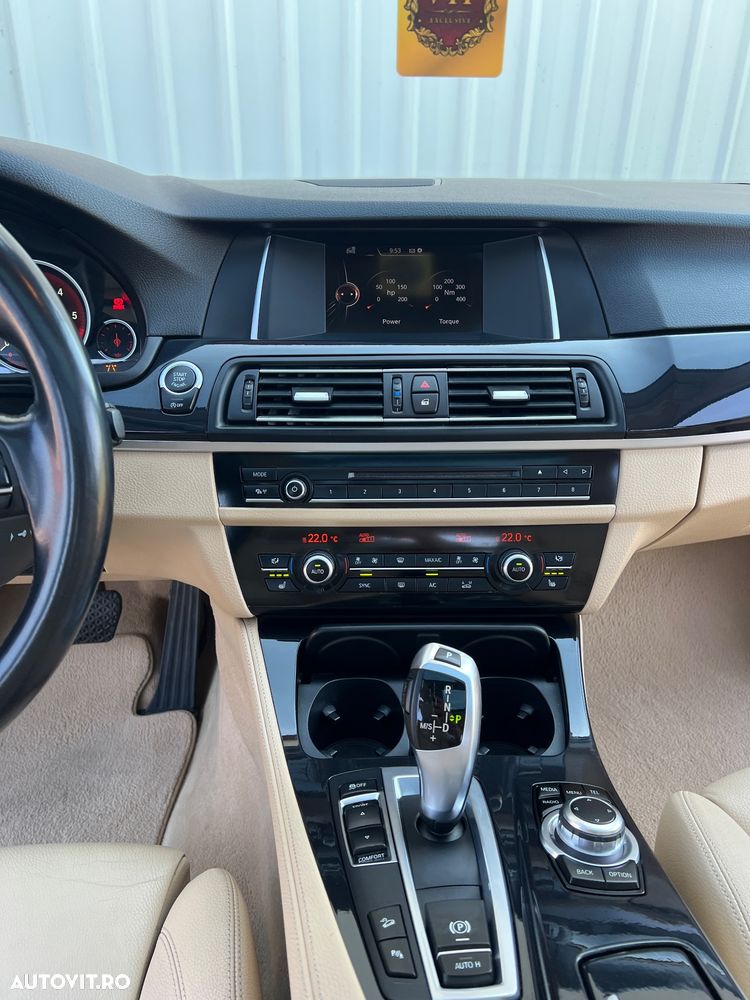 BMW Seria 5 520d Aut. Luxury Line - 19