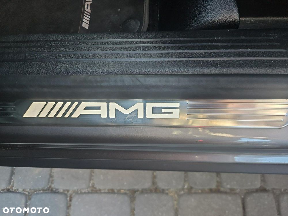 Mercedes-Benz GLB AMG 35 4-Matic - 26