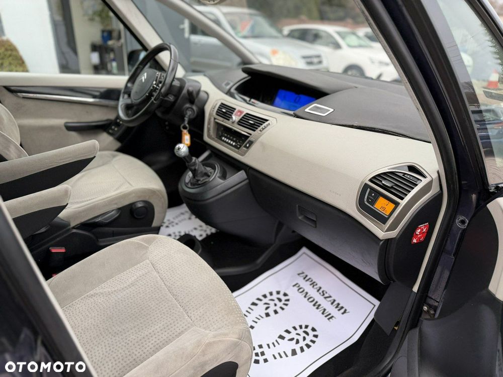 Citroën C4 Grand Picasso 1.6 HDi FAP Exclusive - 24