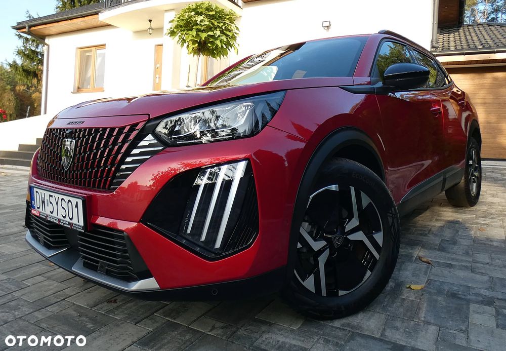 Peugeot 2008 1.2 PureTech Allure S&S EAT8 - 23