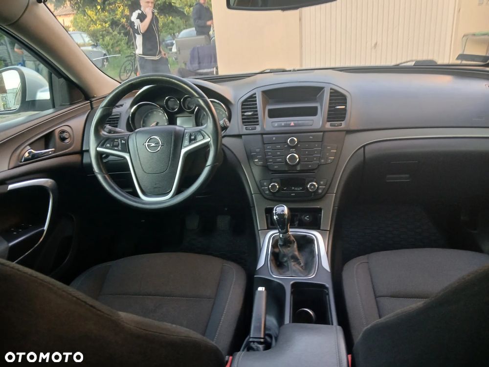 Opel Insignia - 14