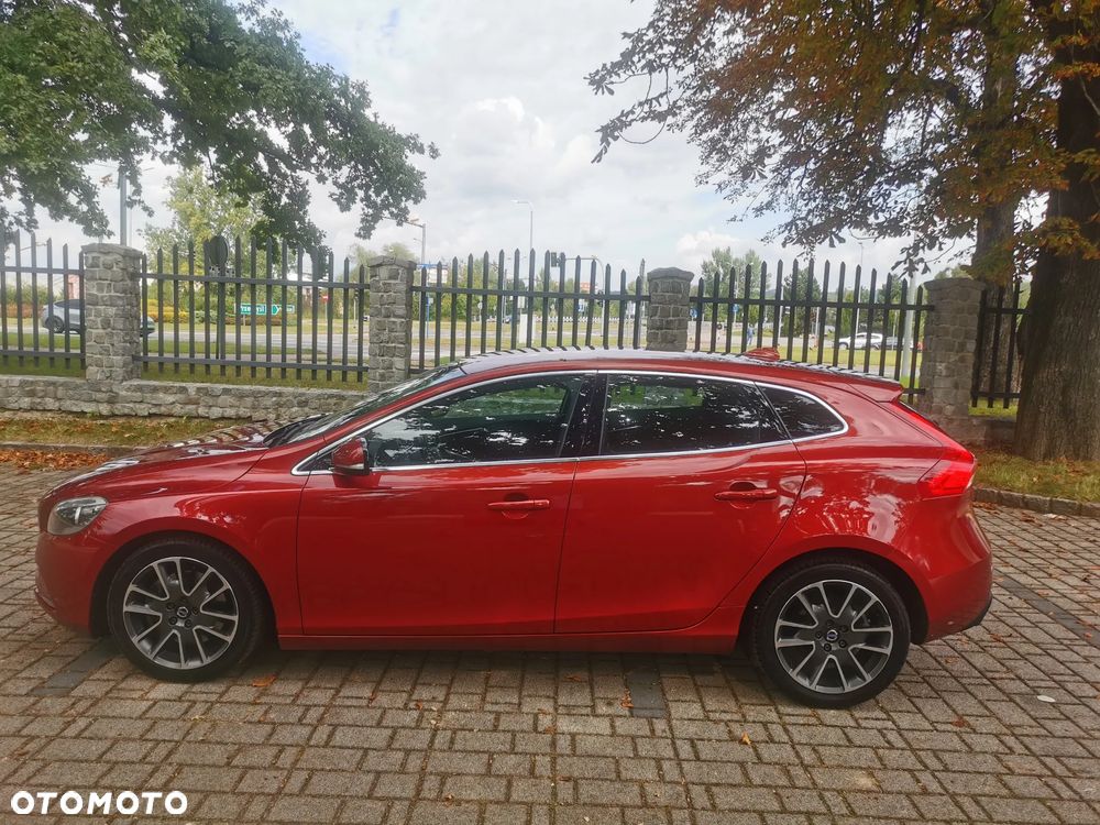 Volvo V40 - 16