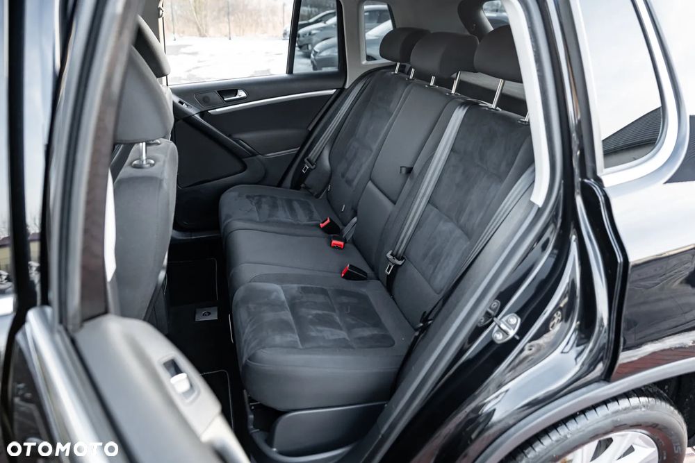 Volkswagen Tiguan 2.0 TSI 4Motion DSG Cup Sport & Style - 23