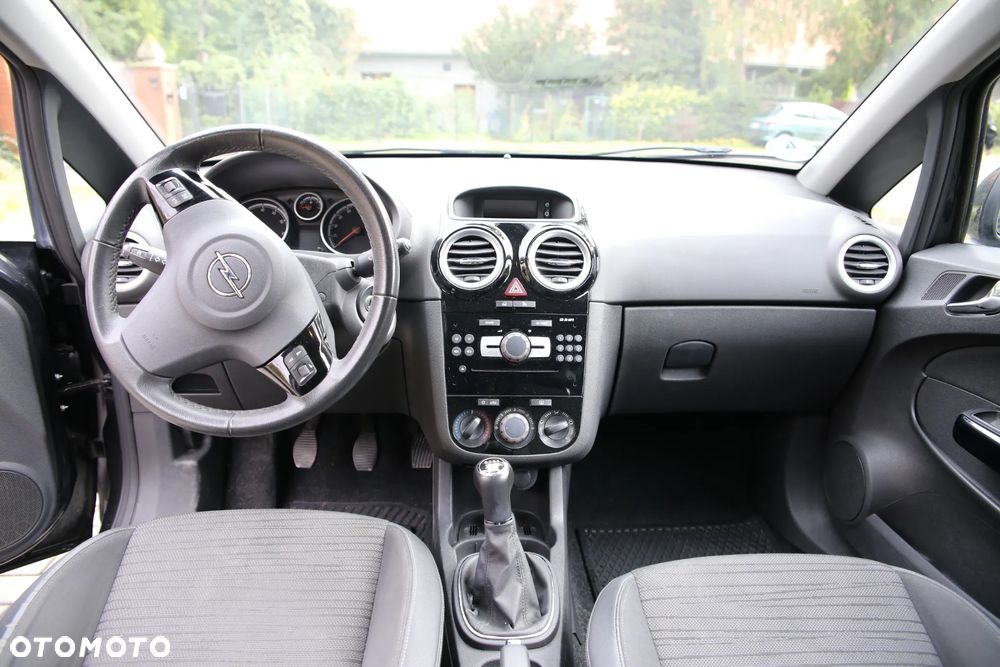 Opel Corsa 1.4 16V Energy - 7