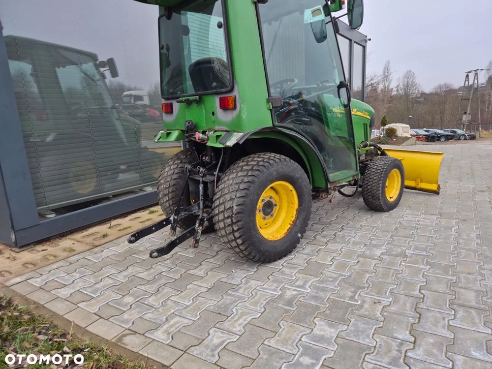 John Deere 2320 - 4
