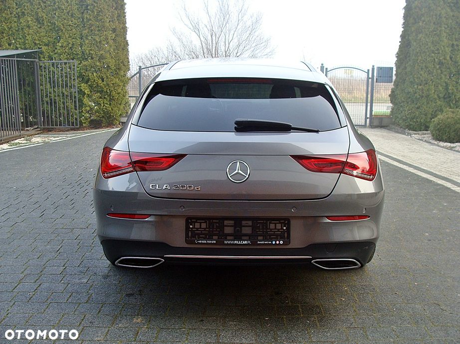 Mercedes-Benz CLA 200 d Progressive 8G-DCT - 6