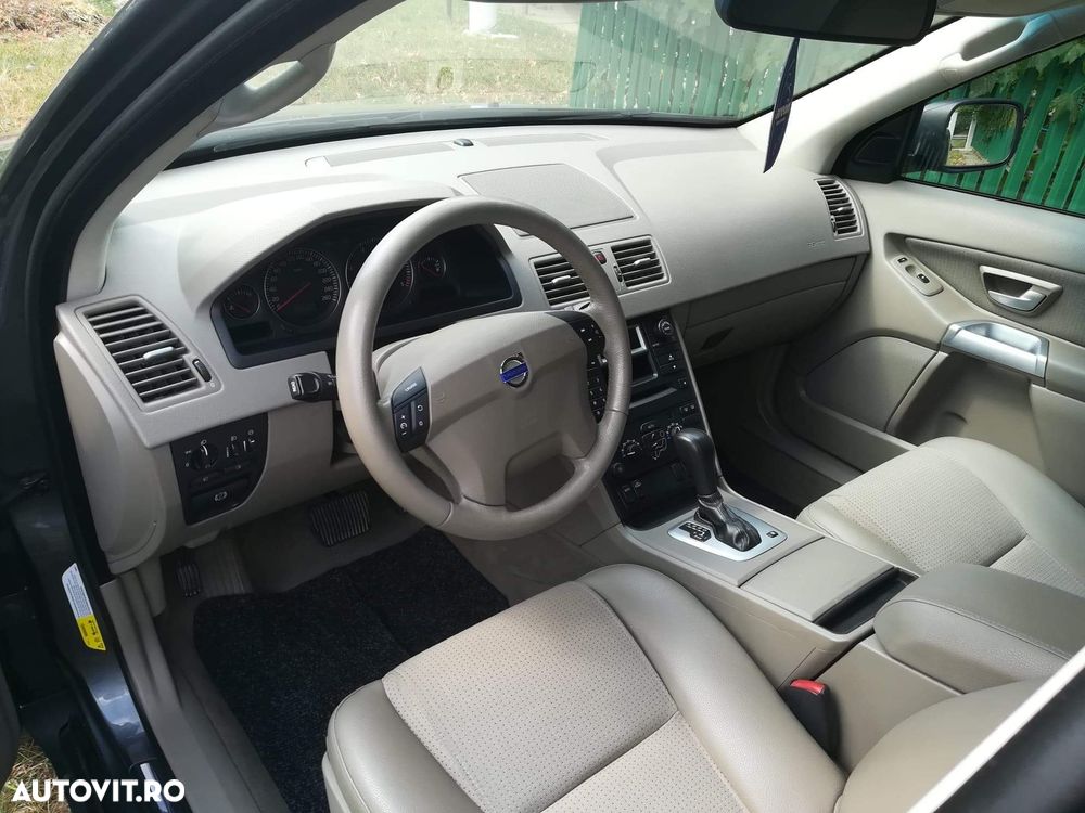 Volvo XC 90 D5 Executive - 10