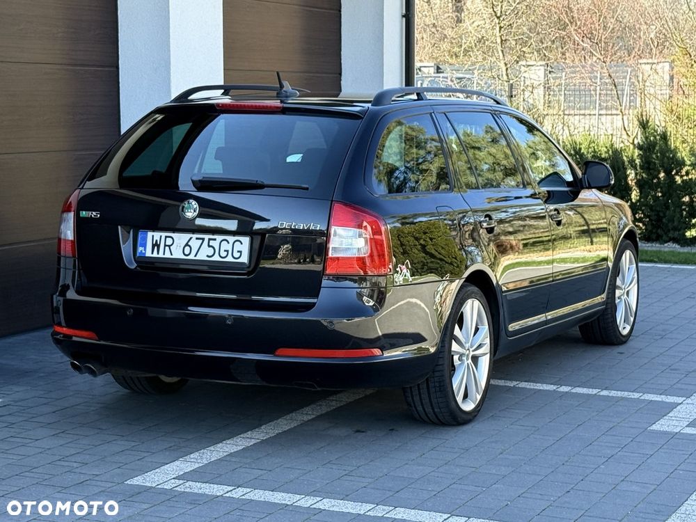 Skoda Octavia 2.0 TSI RS - 7