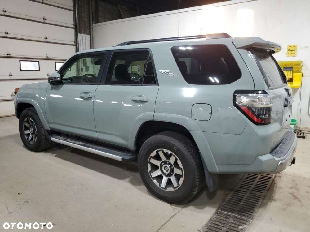 Toyota 4-Runner - 4