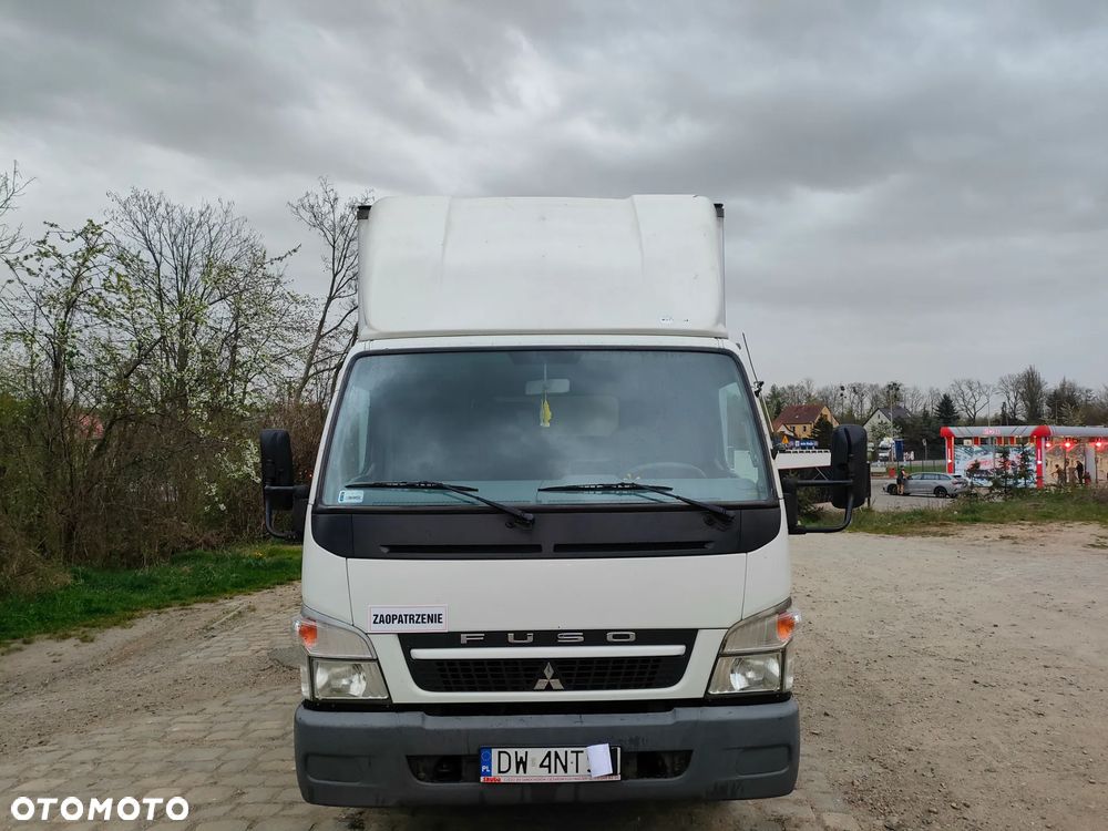 Mitsubishi fuso - 3
