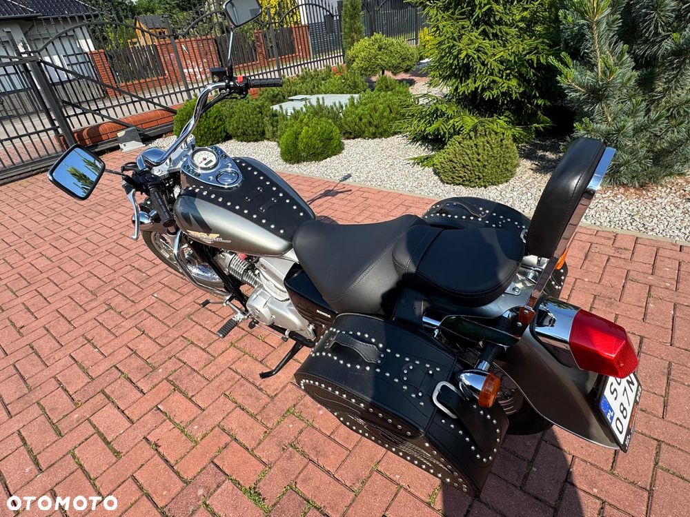 Honda Shadow - 13