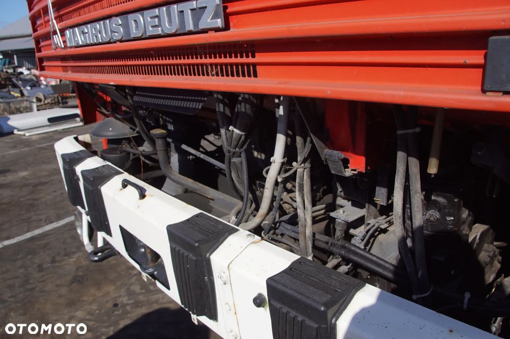 Auto na części - Magirus-Deutz 170D11 FA 8.4 188 KM F6L413 1978R Silnik Skrzynia Drzwi Zabudowa Pompa Szyba Lampa Lusterko Deska Kokpit Licznik Fotel - 23