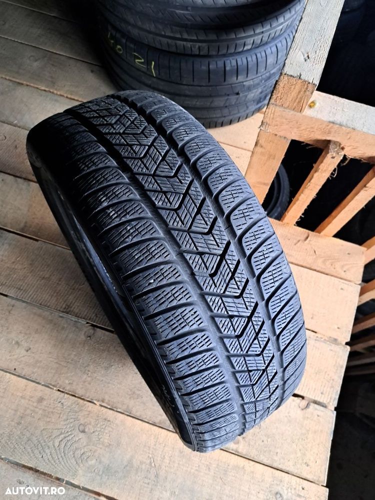 O anvelopa 235/55 R19 Pirelli - 1