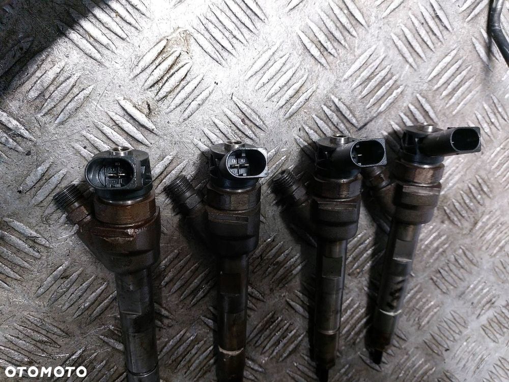 POMPA WTRYSKOWA + WTRYSKIWACZE + LISTWA KOMPLET BMW F10 520d 2.0 D - 3