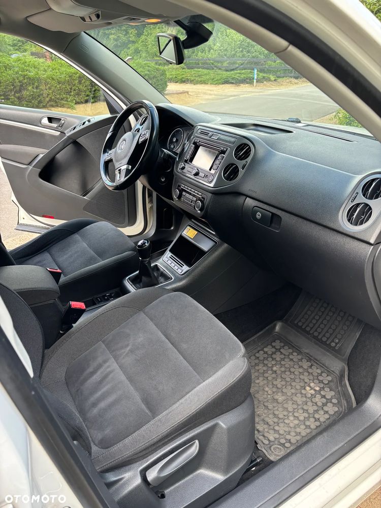 Volkswagen Tiguan - 11
