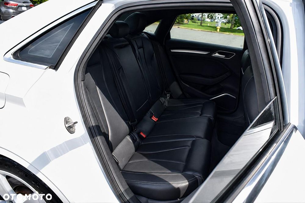 Audi S3 S tronic - 26