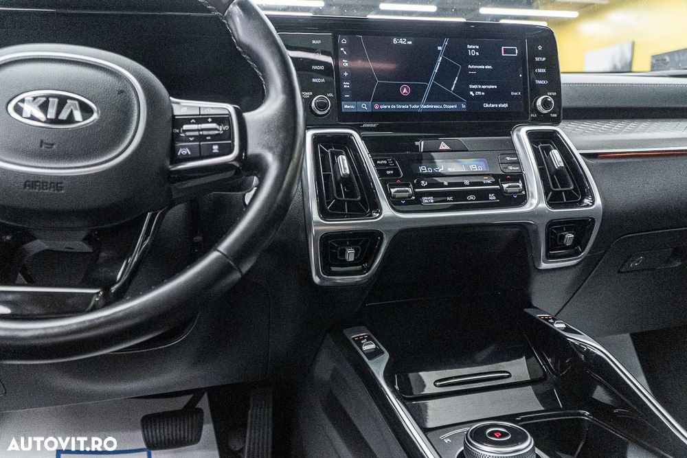 Kia Sorento 1.6 T-GDI PHEV 6AT 4x4 7P Premium+ - 31