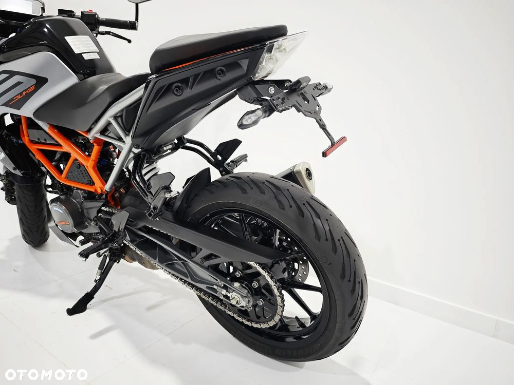 KTM Duke - 16