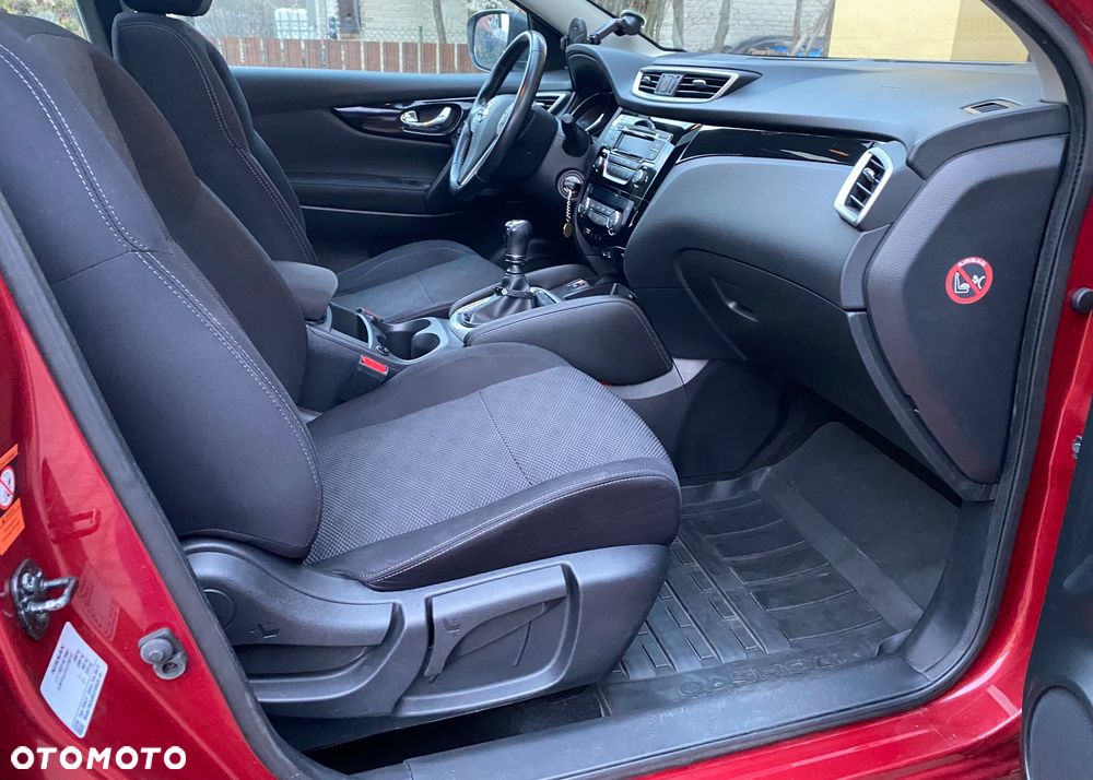 Nissan Qashqai 1.2 DIG-T N-Vision EU6 - 32