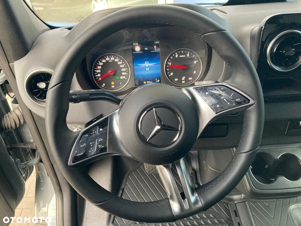 Mercedes-Benz Sprinter 317 CDI OM654 - 15