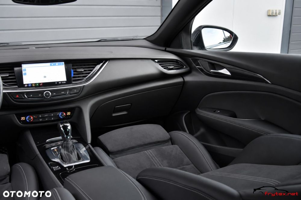 Opel Insignia - 29