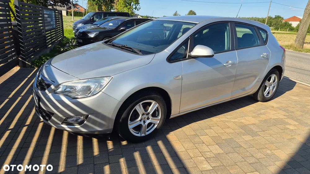 Opel Astra - 12