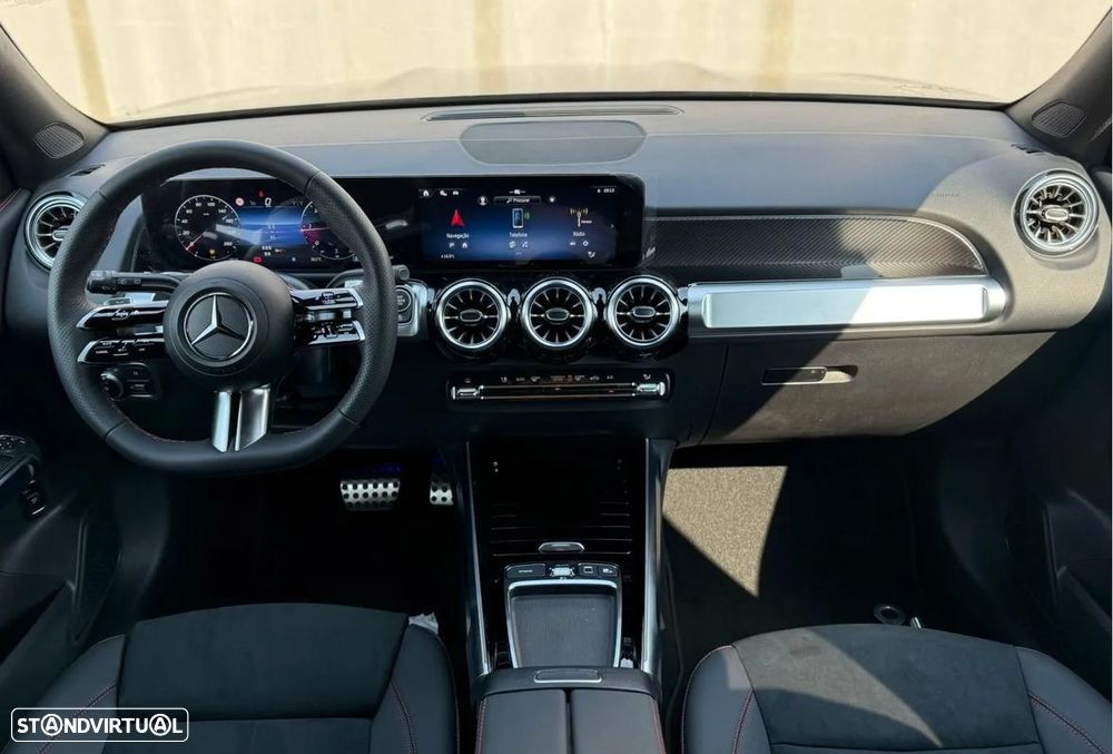 Mercedes-Benz GLB 200 d AMG Line - 14