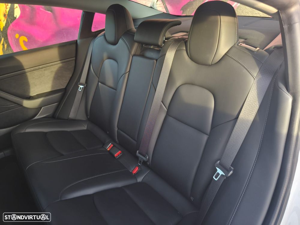 Tesla Model 3 Standard Range Plus RWD - 18