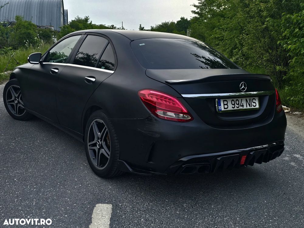 Mercedes-Benz C - 3