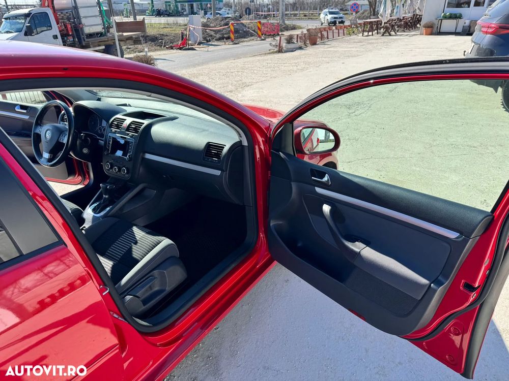 Volkswagen Golf 1.4 TSI DSG United - 13