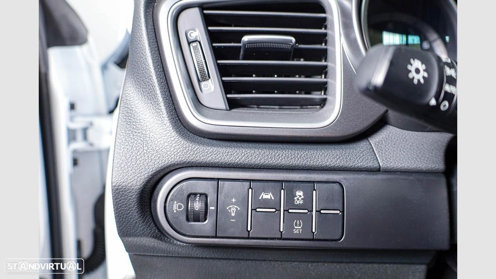 Kia XCeed 1.0 T-GDI Dynamic - 10