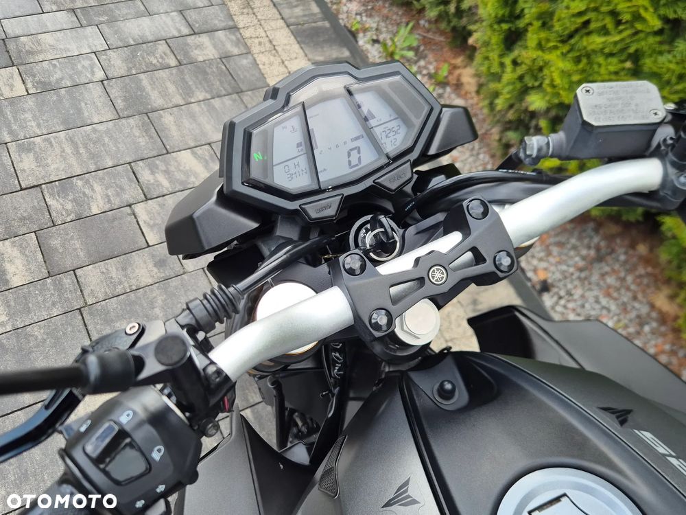 Yamaha MT - 16