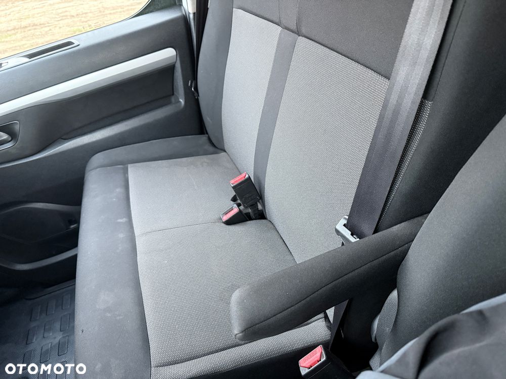 Peugeot Expert 2.0 BlueHDi Long 3,0t Premium (bryg.) - 36