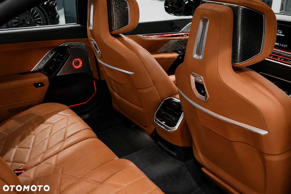 BMW Seria 7 M760e PHEV xDrive sport - 15