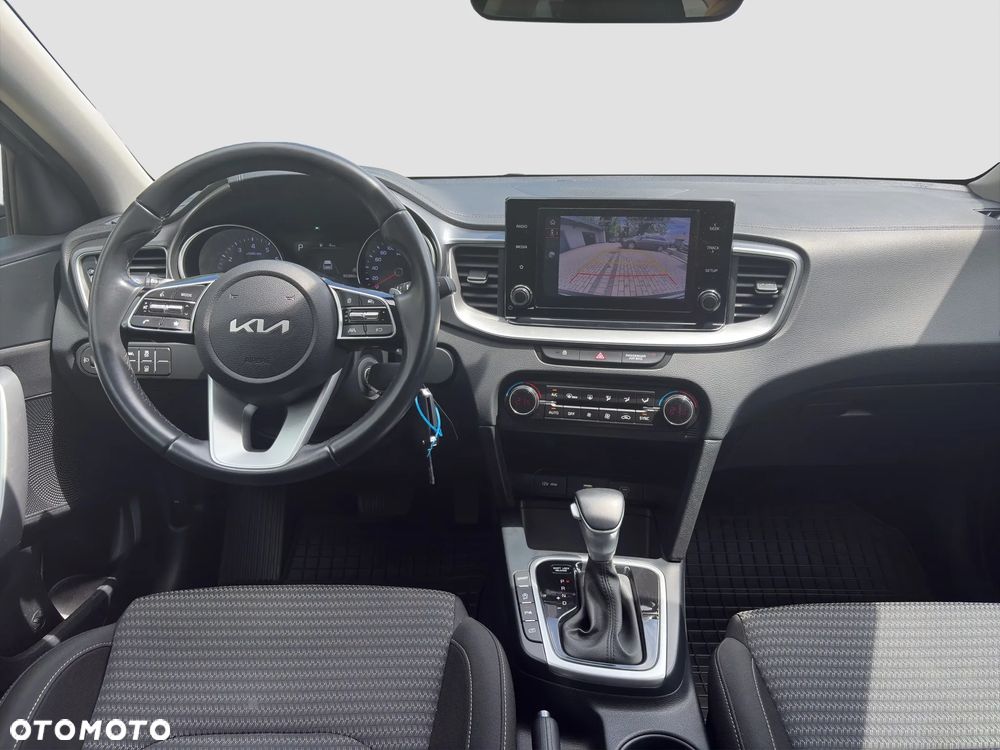 Kia Ceed 1.5 T-GDI M DCT - 14