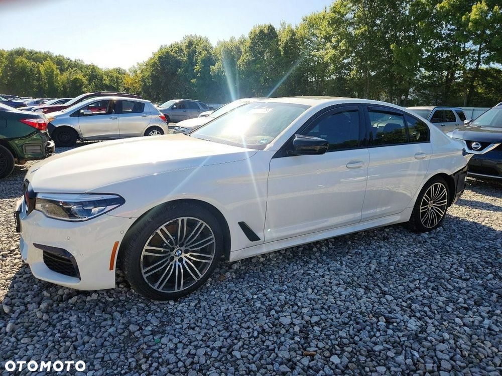 BMW Seria 5 530i M Sport Edition - 1