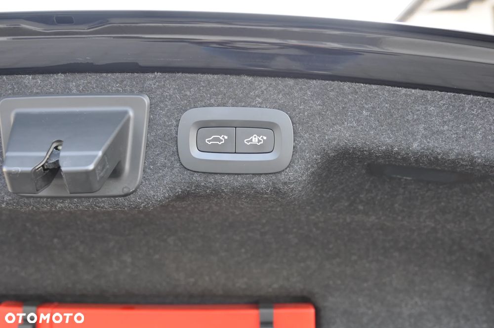 Volvo S90 D5 AWD Inscription - 10