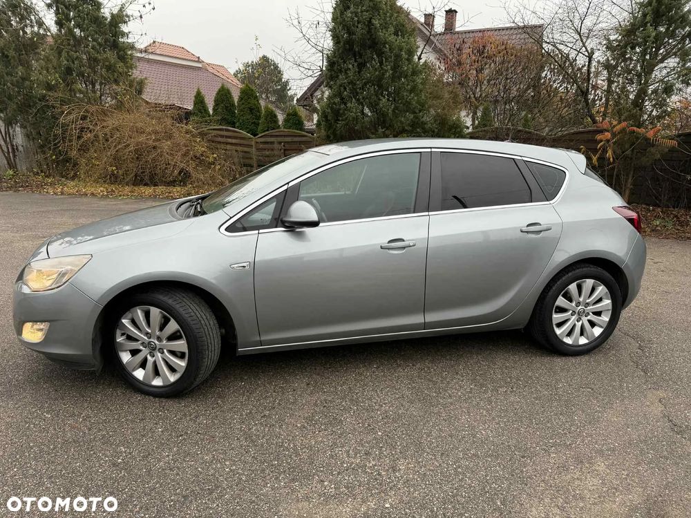 Opel Astra III 1.7 CDTI EcoFLEX - 11