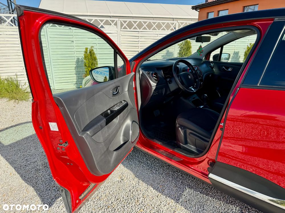 Renault Captur 1.2 TCe Helly Hansen EDC - 29